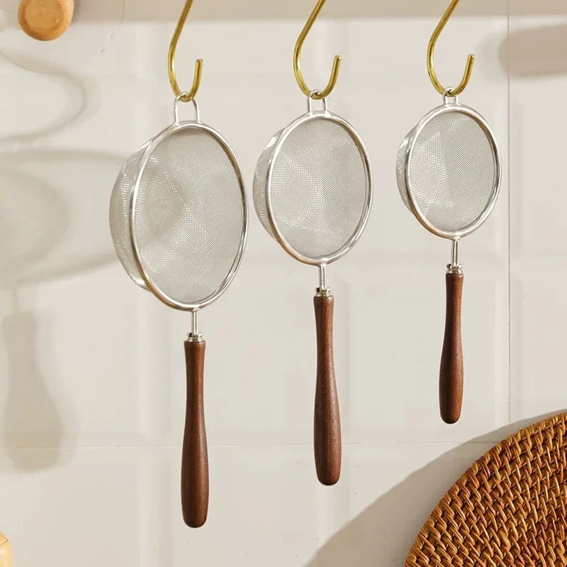 Acacia Sieve set of 4